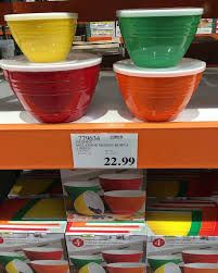 Mixing Bowls with lids